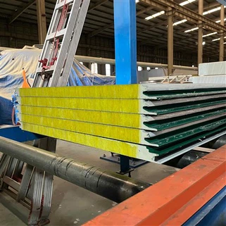Panel Sandwic Bulu Kaca